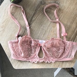 La PerlaPink Lace Balconette Bra